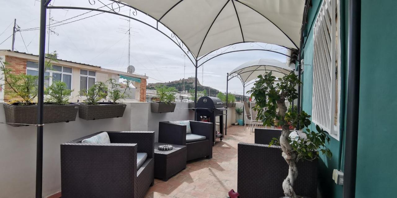 Amazing Penthouse With Views To The Castle Apartman Alicante Kültér fotó